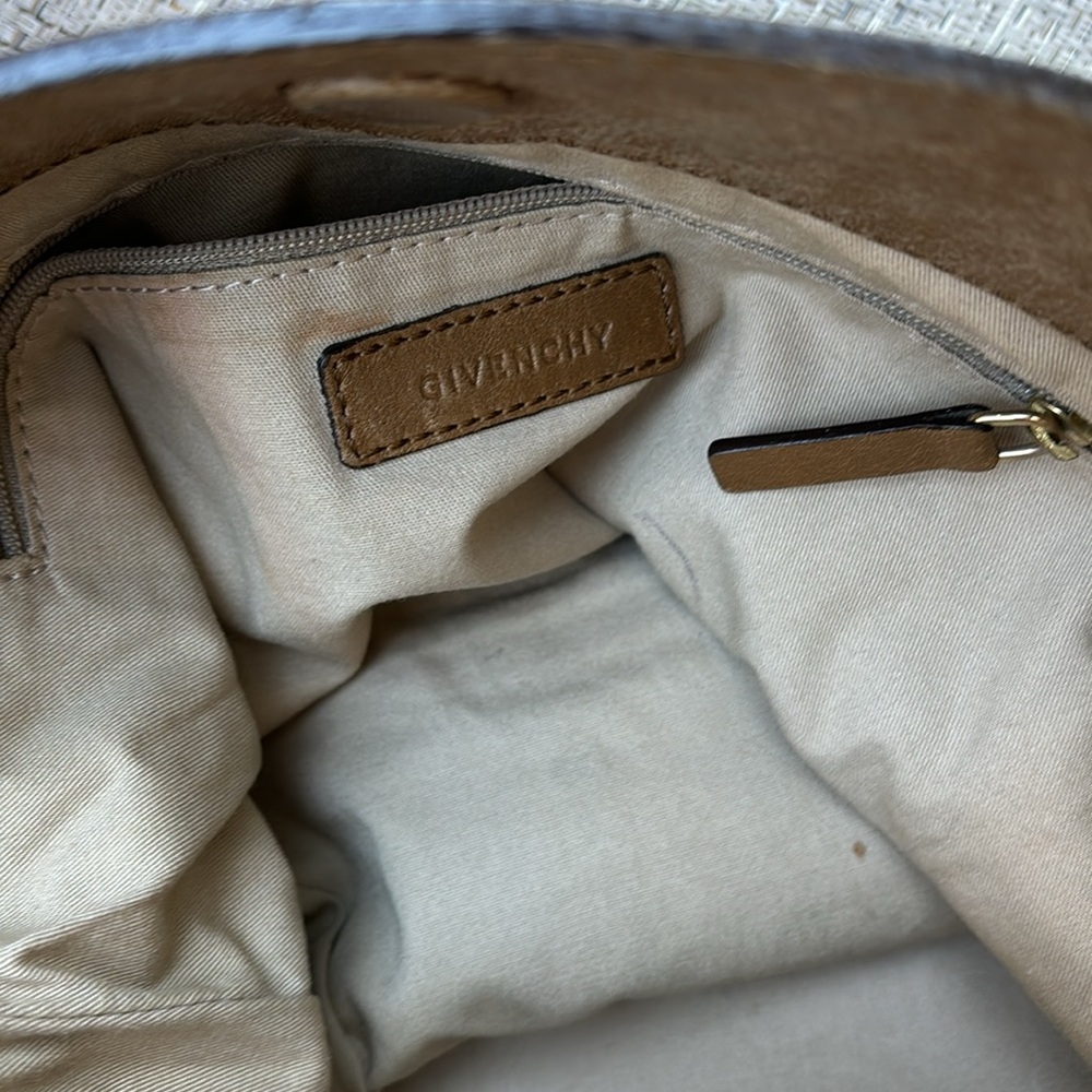 GIVENCHY BROWN LEATHER TASSEL BOHO BAG-VINTAGE! - Picture 9 of 11